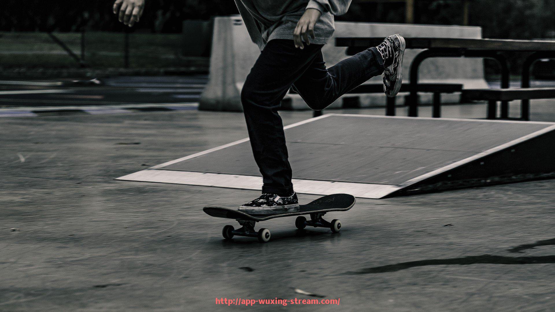 五星体育直播-2024年意甲各球队最新球衣设计及品牌介绍